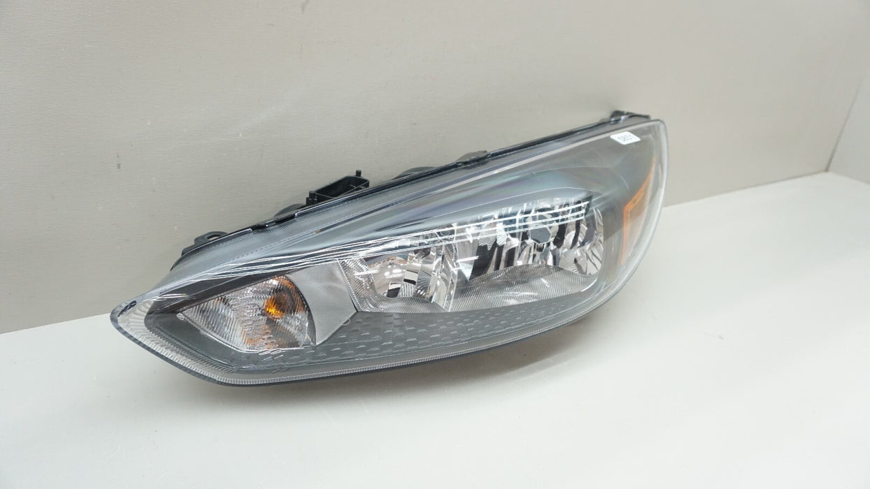 2015-2018 FORD FOCUS FRONT LEFT DRIVERS SIDE HEADLIGHT HALOGEN CAPA AFTERMARKET