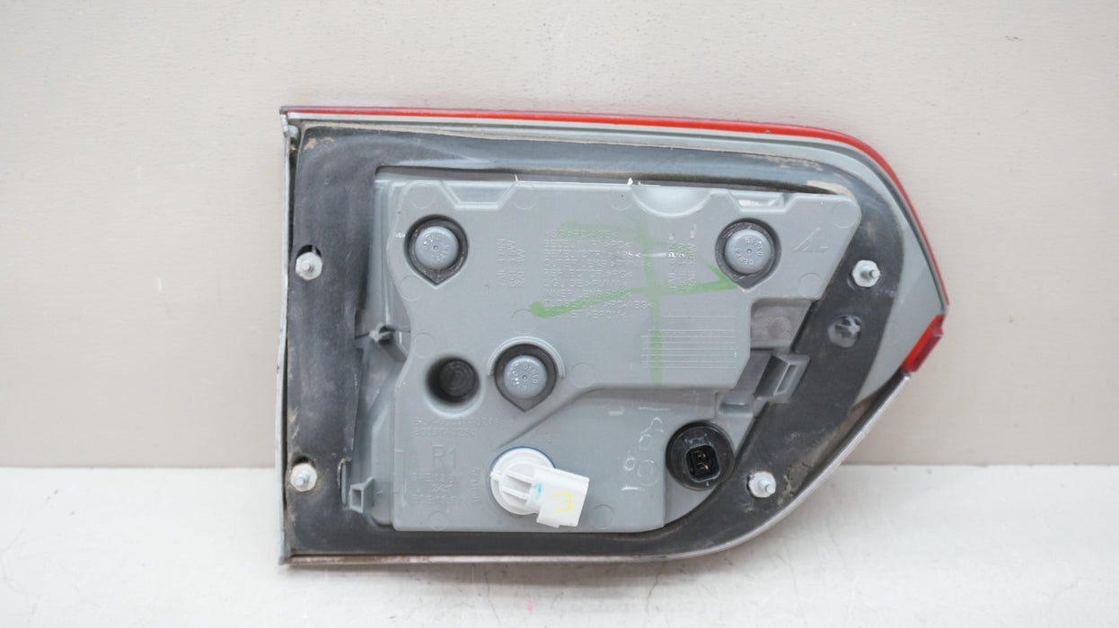 2014-2021 JEEP GRAND CHEROKEE REAR RIGHT PASSENGER SIDE INNER TAIL LIGHT OEM