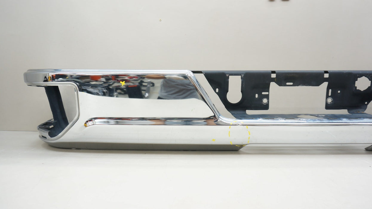 2019-2022 CHEVROLET SILVERADO 1500 GMC SIERRA 1500 REAR BUMPER OEM