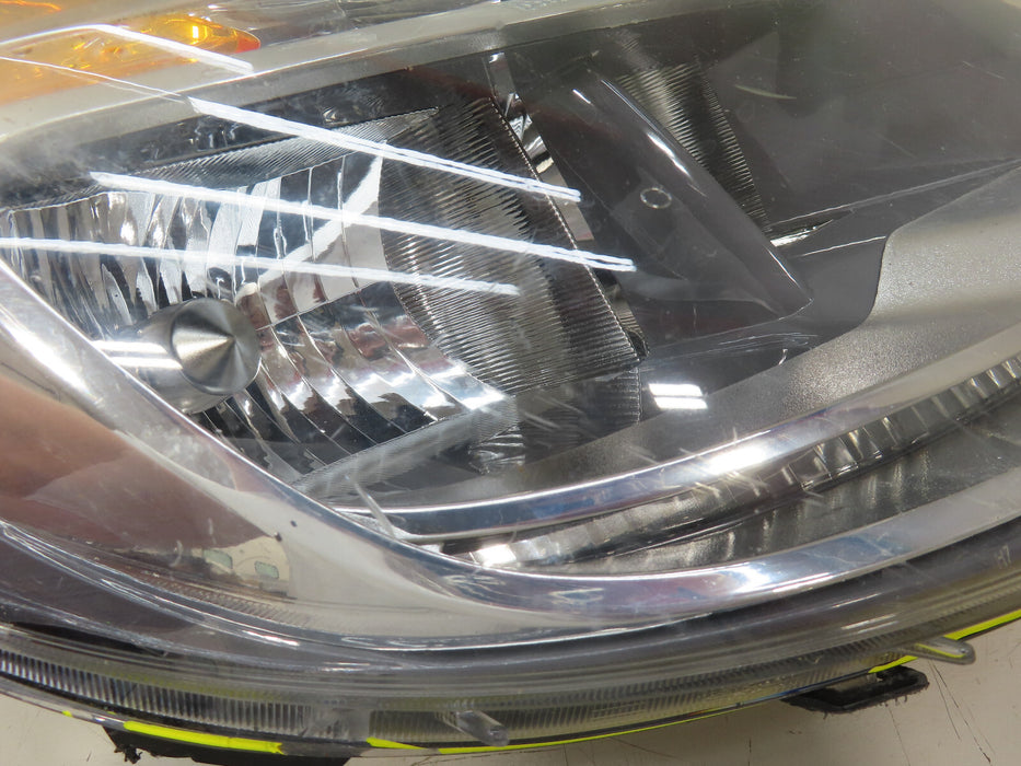 2014-2019 RAM PROMASTER FRONT RIGHT PASSENGER SIDE HEADLIGHT LAMP HALOGEN OEM