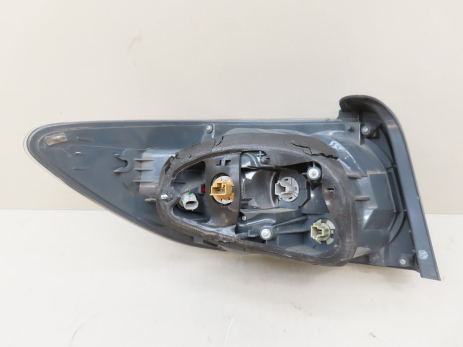 2007-2009 MAZDA CX7 CX-7 REAR RIGHT PASSENGER TAIL LIGHT OUTER OEM