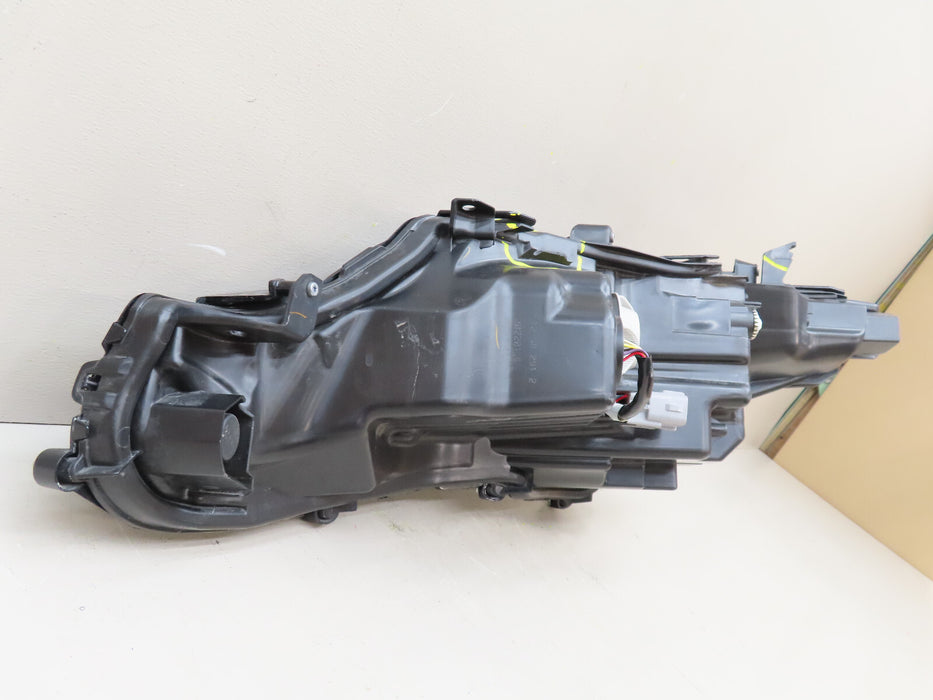 2018-2024 TOYOTA CAMRY FRONT RIGHT PASSENGER HEADLIGHT LED OEM 0690