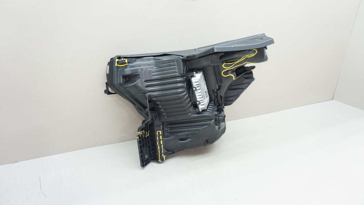 2024-2025 CHEVROLET TRAVERSE RIGHT PASSENGER SIDE HEADLIGHT OEM