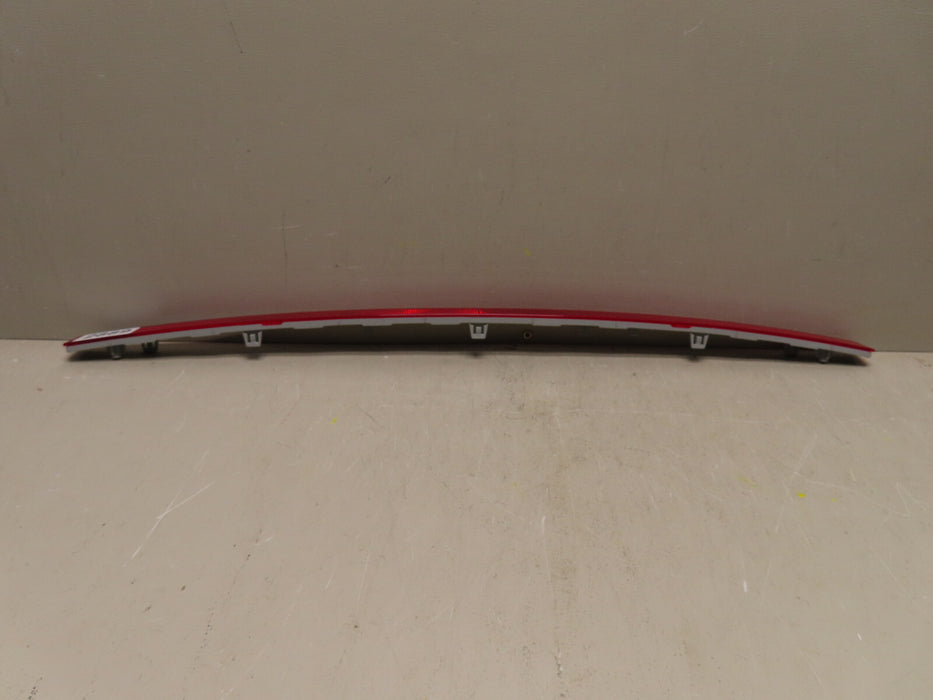 2021 2022 HYUNDAI SANTA FE REAR REFLECTOR CENTER OEM 92409-S1500...