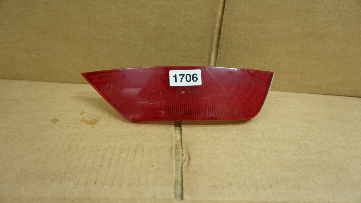2013-2019 FORD ESCAPE REAR PASSENGER SIDE BUMPER REFLECTOR MARKER LIGHT OEM