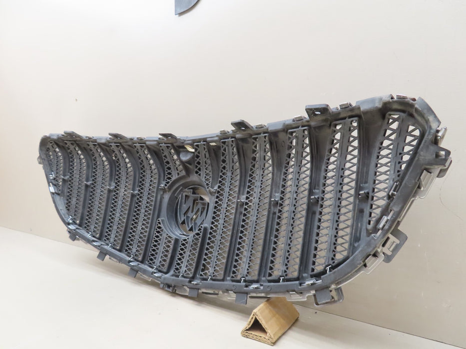 2013-2017 BUICK ENCLAVE FRONT BUMPER RADIATOR GRILLE W/ EMBLEM OEM 84055812