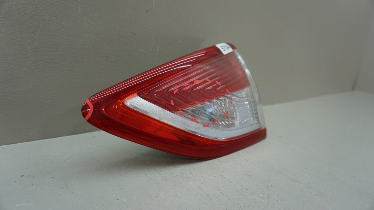 2013-2016 FORD ESCAPE REAR RIGHT PASSENGER SIDE INNER TAIL LIGHT OEM 13 14 15 16