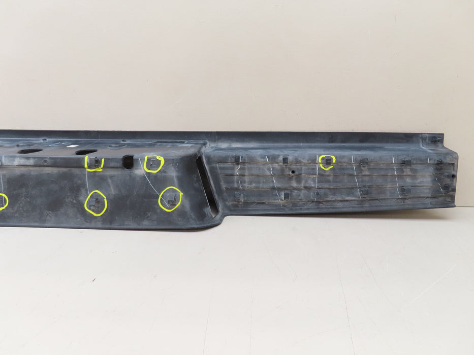 2019-2024 RAM 1500 REAR STEP PAD TRIM OEM 68299105