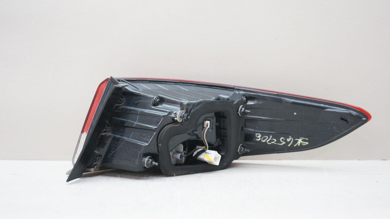 2018-2019 HYUNDAI SONATA REAR LEFT DRIVERS SIDE TAIL LIGHT OEM