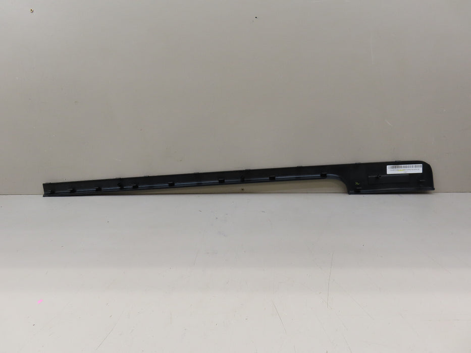2018-2022 LAND ROVER RANGE ROVER HYBRID L405 FRONT RIGHT DOOR MOULDING OEM