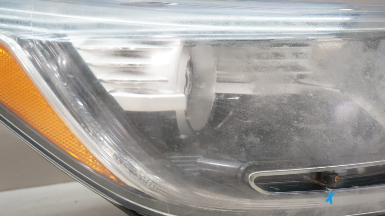 2017-2022 HONDA CR-V CRV FRONT RIGHT PASSENGER SIDE HALOGEN HEADLIGHT OEM