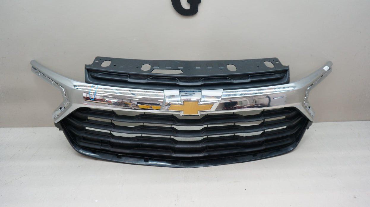 2024-2026 CHEVROLET TRAILBLAZER FRONT RADIATOR GRILLE GRILL 42883406 OEM