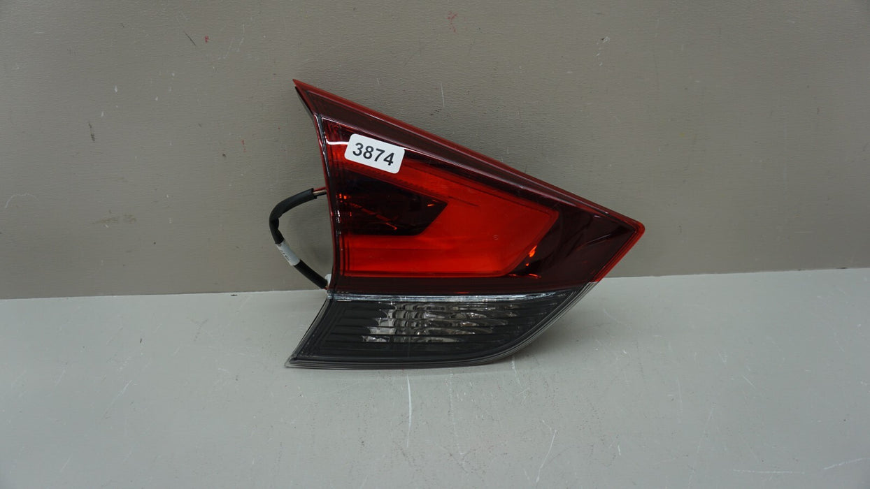 2017-2019 NISSAN ROGUE LH LEFT DRIVER SIDE INNER TAIL LIGHT OEM