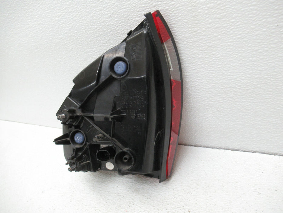 2011 - 2014 PORSCHE CAYENNE REAR LEFT DRIVER SIDE TAIL LIGHT BRAKE STOP LAMP OEM