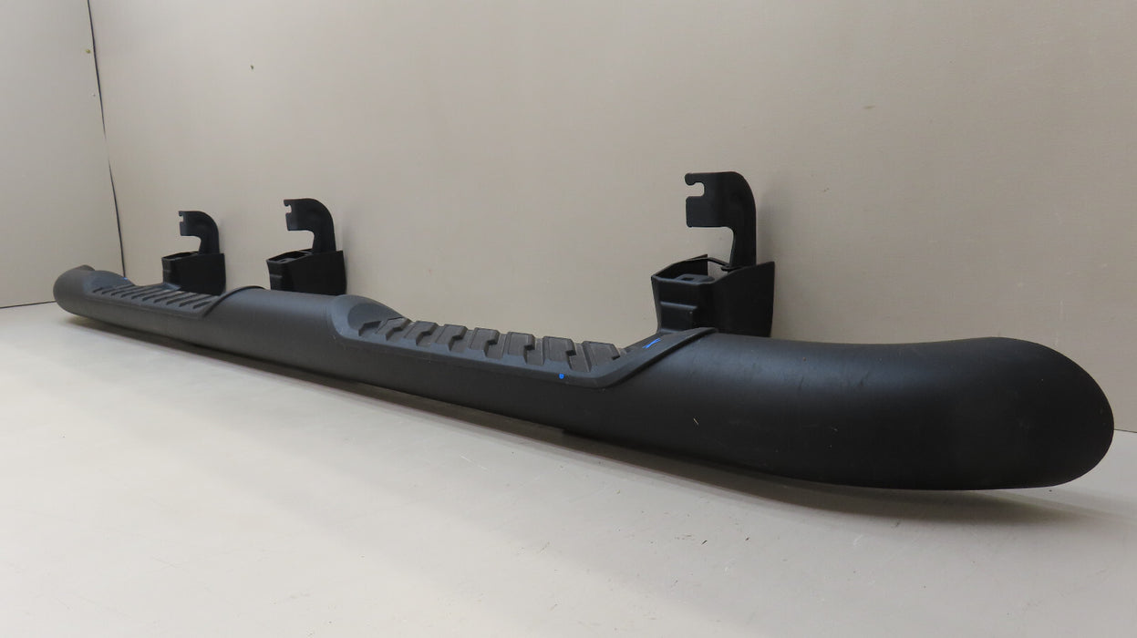 2019-2023 CHEVROLET SILVERADO 1500 CREW CAB LEFT RUNNING BOARD STEP OEM 84067175