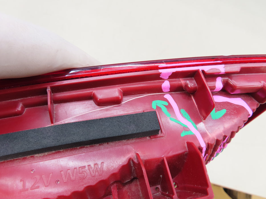 2021-2023 HYUNDAI SANTA FE REAR LEFT DRIVER TAIL LIGHT INNER LED OEM 92403-S2500