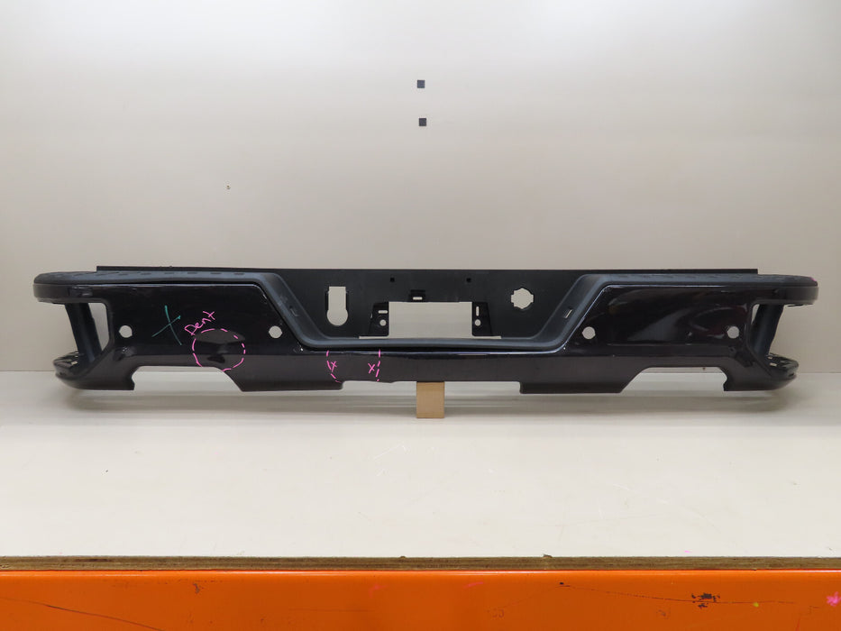 2019-2023 CHEVOLET SILVERADO/ GMC SIERRA 1500 REAR BUMPER METAL OEM