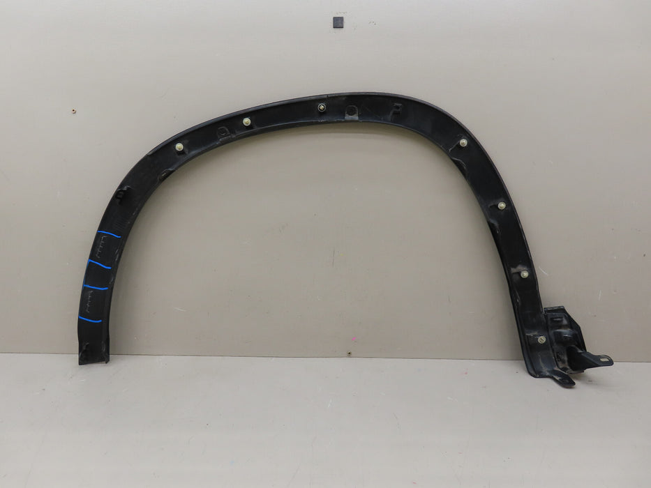 2014-2019 TOYOTA HIGHLANDER FRONT RIGHT PASSENGER WHEEL ARCH FENDER FLARE OEM