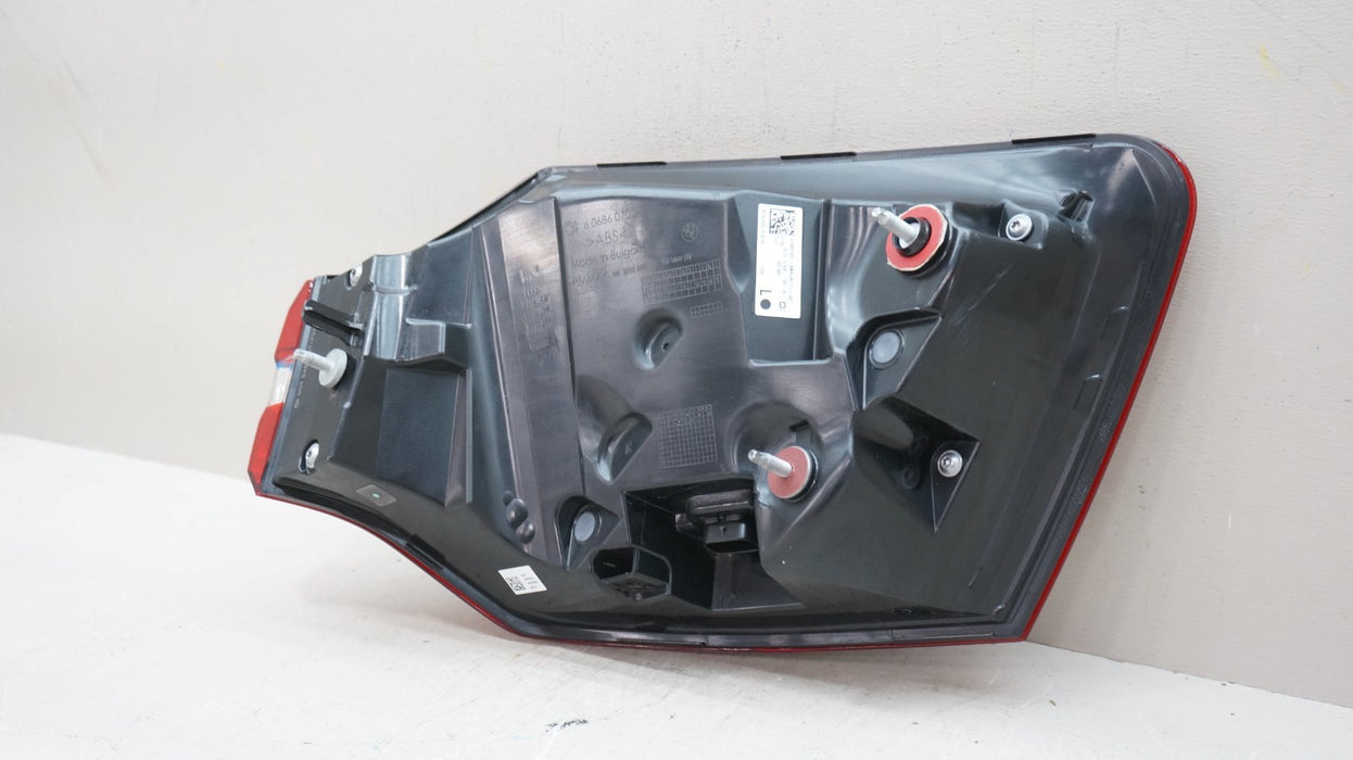 2025-2026 BMW X3 REAR RIGHT PASSENGER SIDE TAIL LIGHT OEM 63215A0F007
