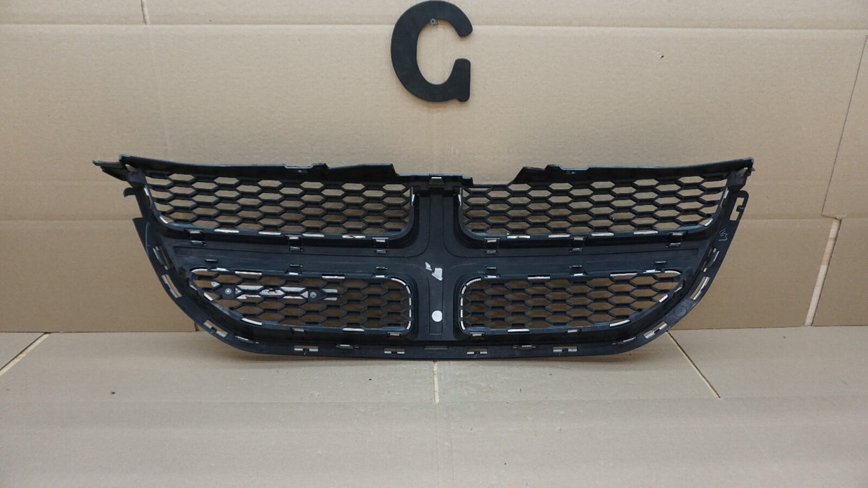2011-2020 DODGE GRAND CARAVAN FRONT CENTER RADIATOR GRILLE GRILL OEM