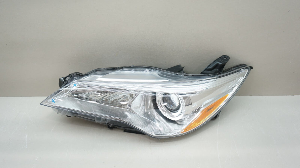 2015-2017 TOYOTA CAMRY FRONT LEFT DRIVER SIDE HALOGEN HEADLIGHT OEM