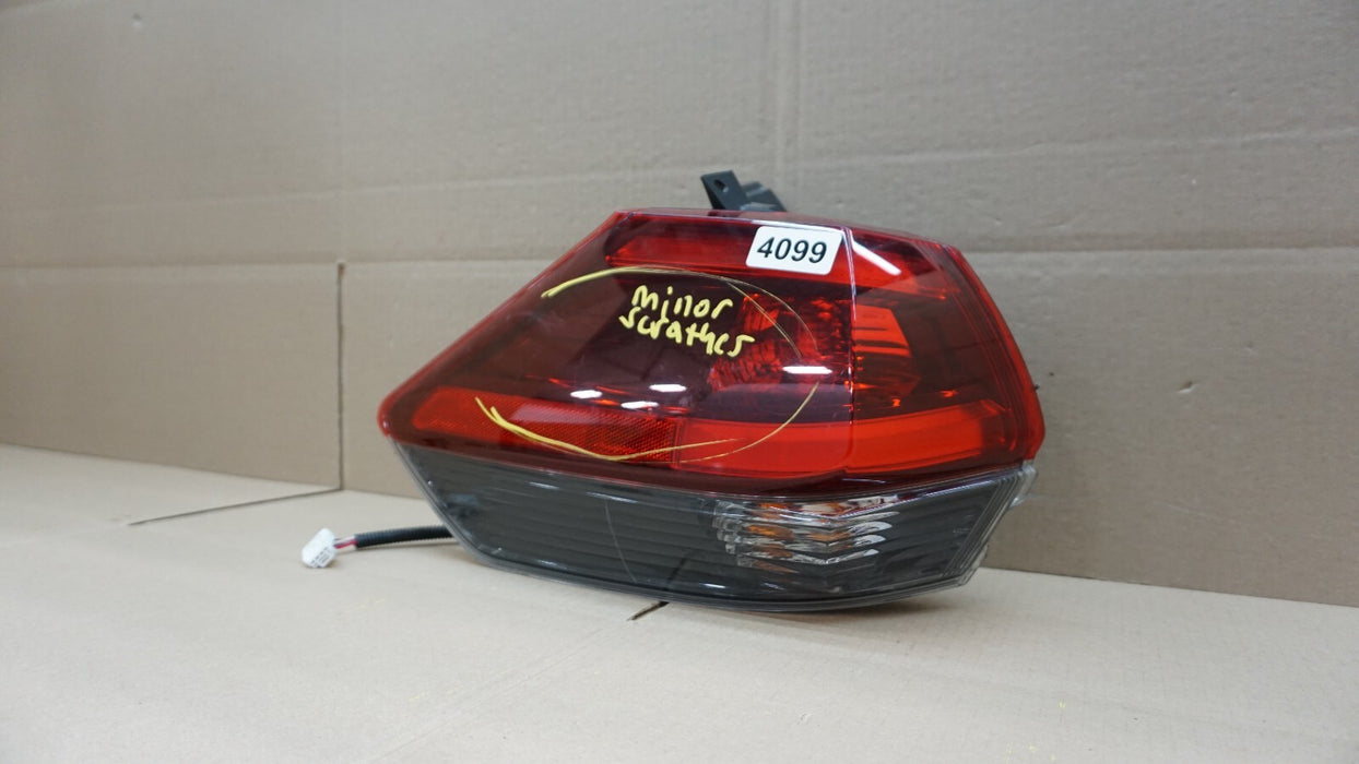 2017-2019 NISSAN ROGUE REAR LEFT DRIVERS SIDE OUTER TAIL LIGHT OEM 17 18 19