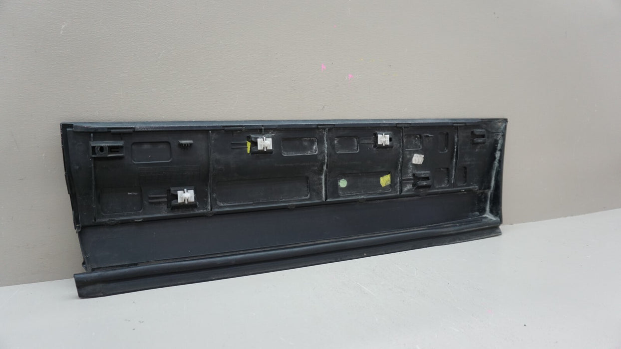 2011-2018 PORSCHE CAYENNE REAR RIGHT DOOR LOWER TRIM MODLING OEM 7P3839788.G