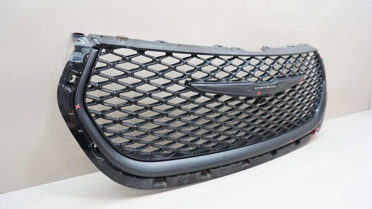 2021-2023 CHRYSLER PACIFICA FRONT CENTER RADIATOR GRILLE 6WF26TRMAC OEM