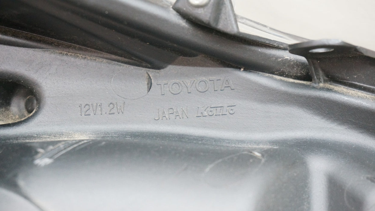 2016-2018 TOYOTA PRIUS FRONT LEFT DRIVER SIDE LED HEADLIGHT OEM