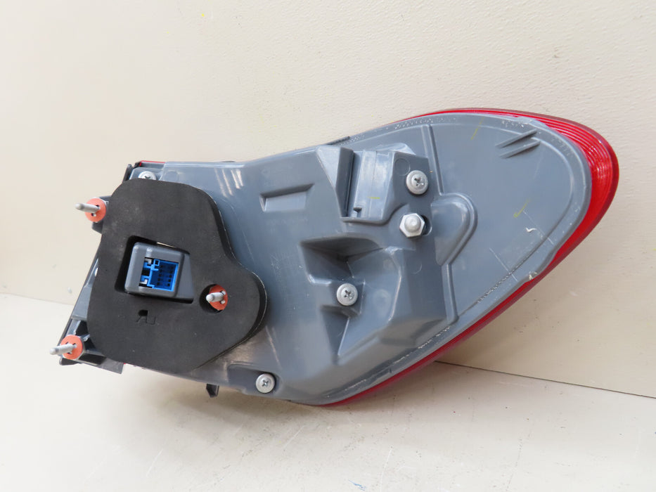 2016 2019 MERCEDES-BENZ GLC 300 REAR LEFT DRIVER OUTER TAIL LIGHT CAPA