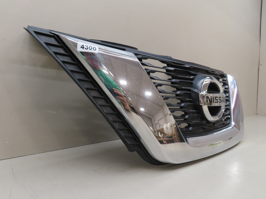 2016-2018 NISSAN ROGUE FRONT RADIATOR GRILL GRILLE OEM