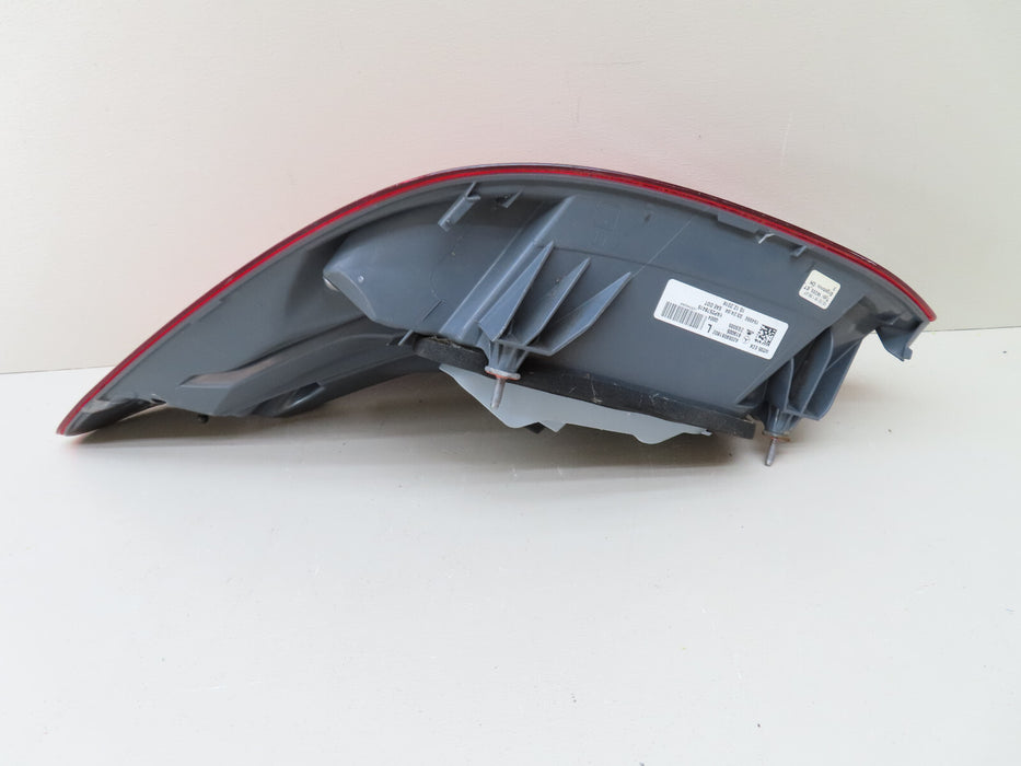 2015 2016 2017 2018  Mercedes C Class Sedan LEFT TAILLIGHT LAMP HALOGEN/LED OEM