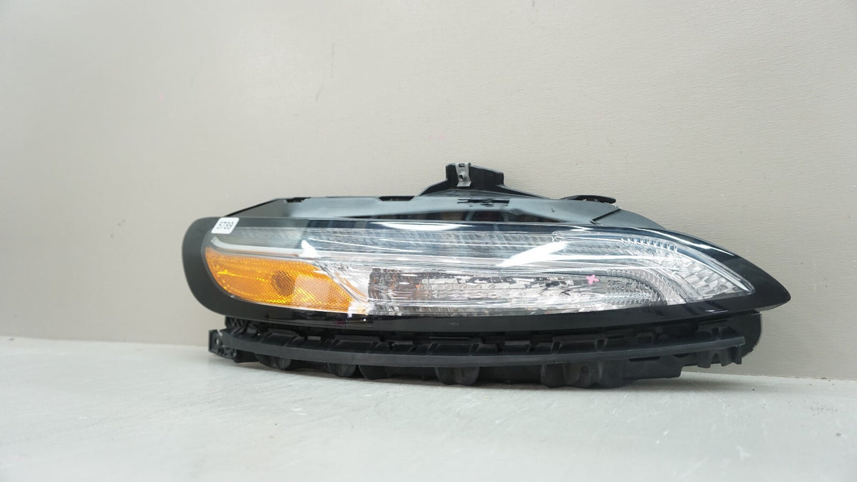 2014-2018 JEEP CHEROKEE FRONT RIGHT DAYTIME RUNNING LIGHT DRL OEM