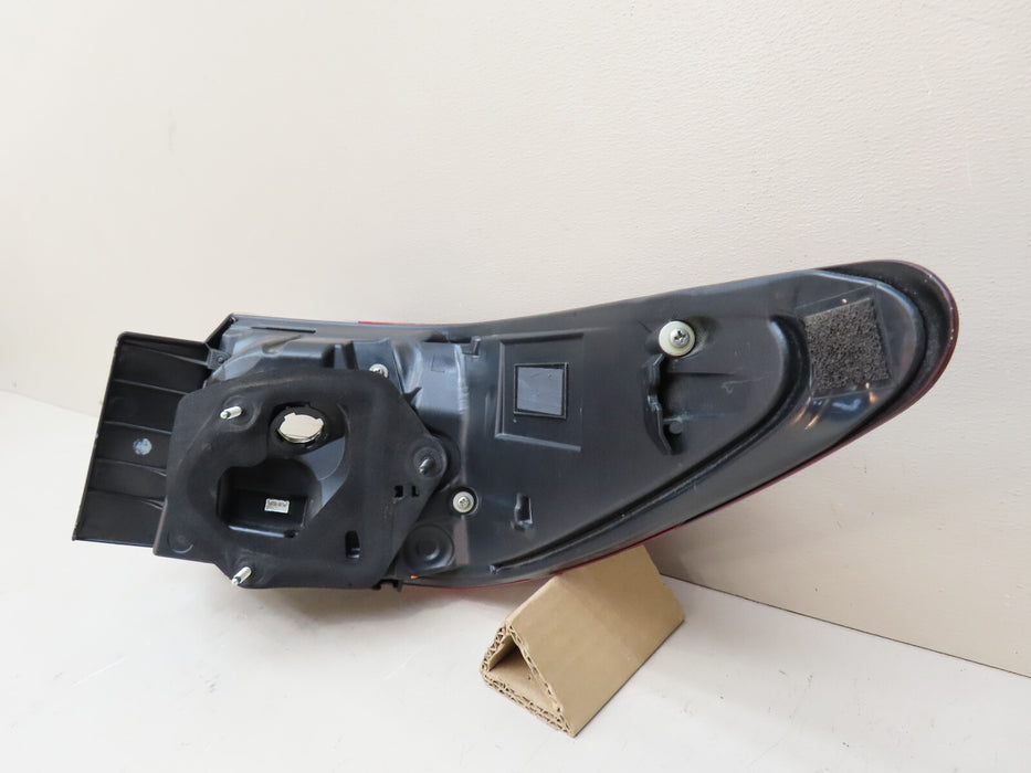 2016-2019 LEXUS RX350 REAR RIGHT PASSENGER SIDE TAIL LIGHT LAMP LED OEM