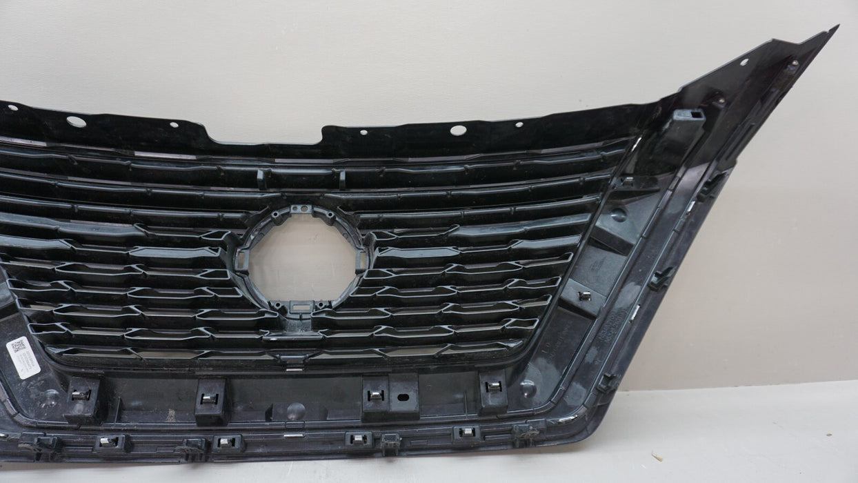 2021-2023 NISSAN ROGUE FRONT UPPER MAIN GRILLE 623106RR0A OEM 21 22 23