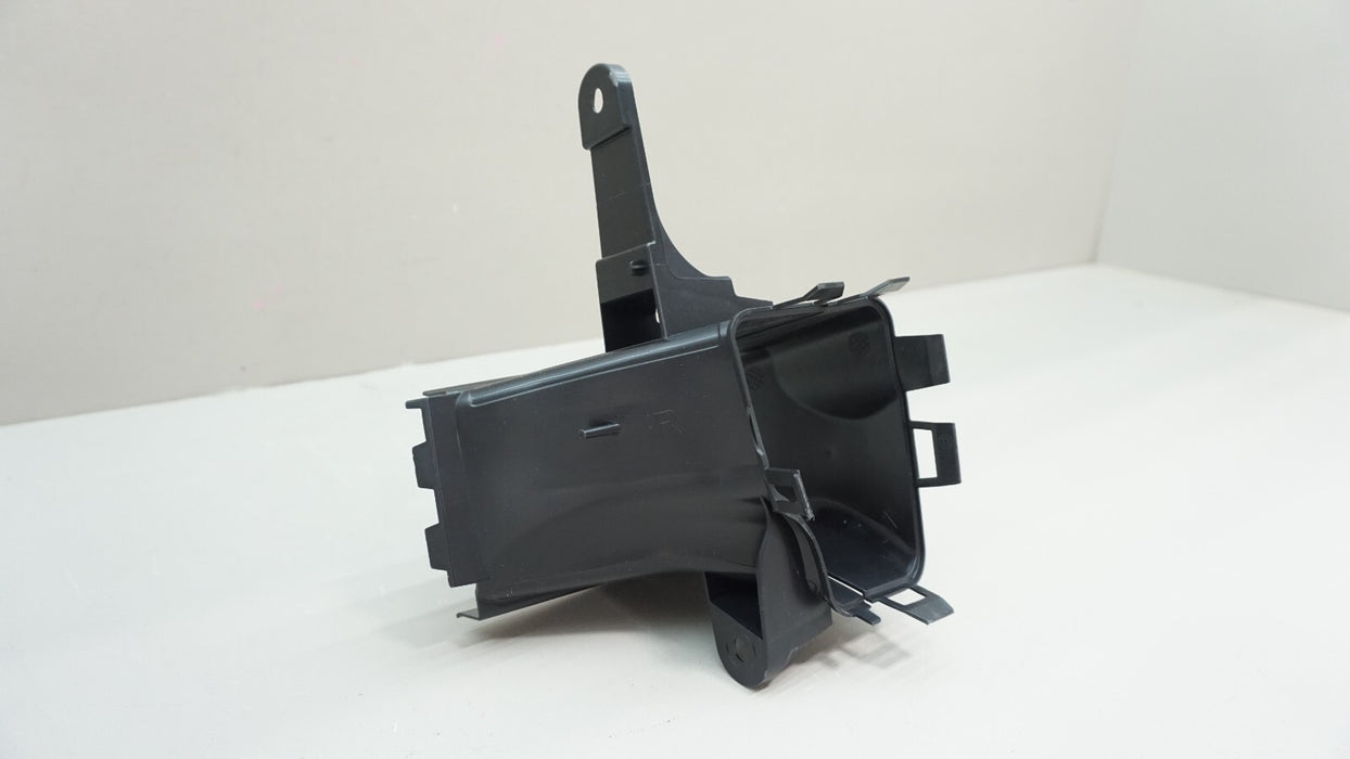 BMW X5 X6 X7 G05 G06 G07 BRAKE AIR DUCT OEM 7421686