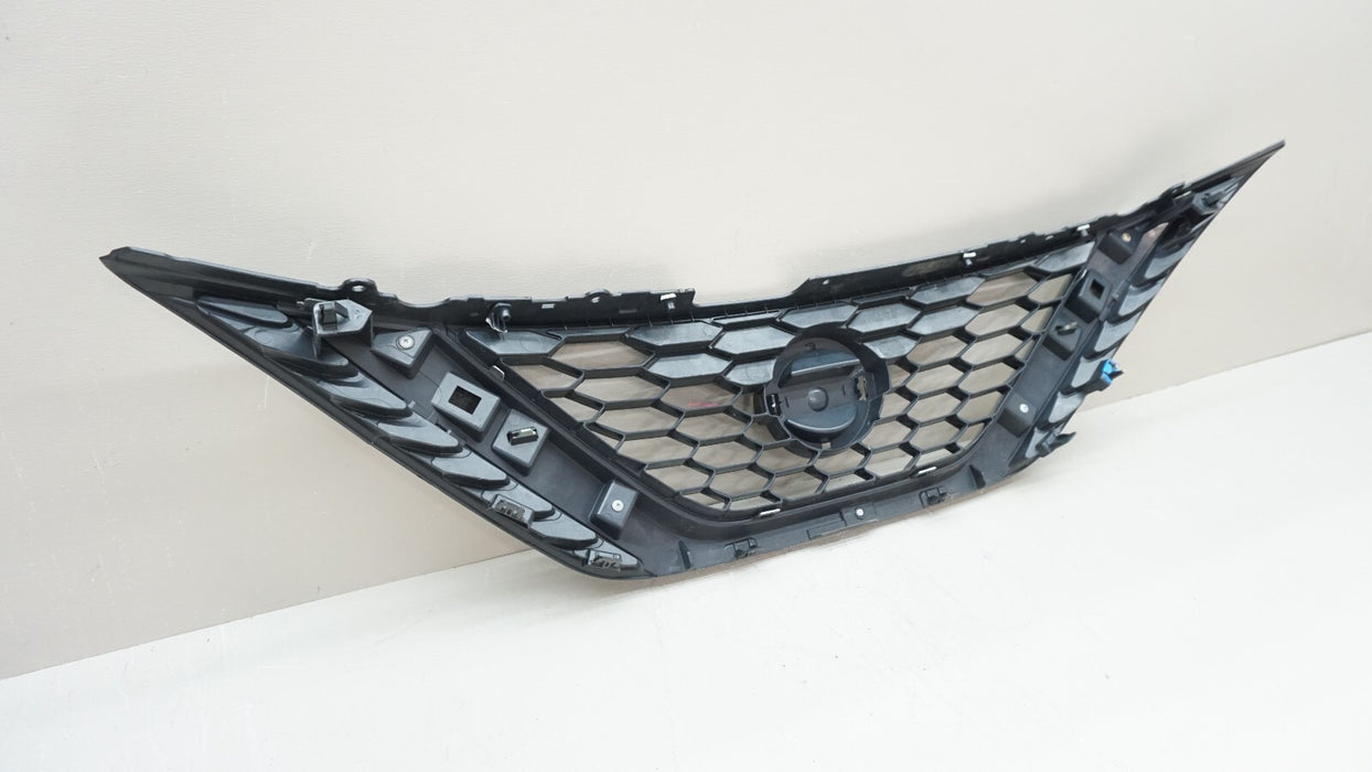 2016-2018 NISSAN SENTRA FRONT UPPER GRILLE 62310 3YU0D OEM 16 17 18