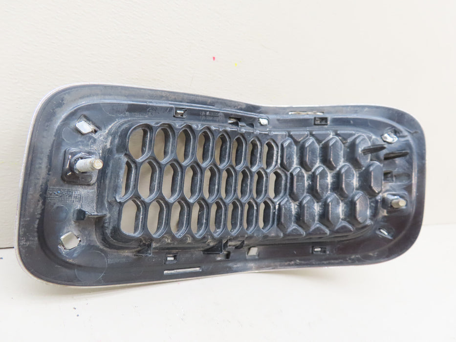 2014-2018 JEEP CHEROKEE FRONT RADIATOR GRILL GRILLE INSERT #7 OEM