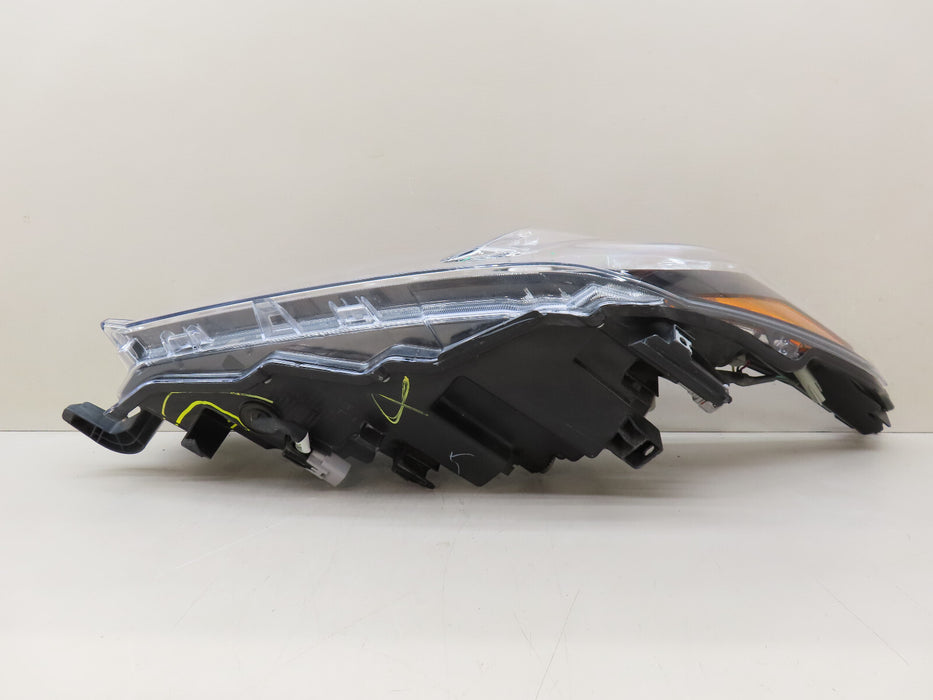 2017-2019 TOYOTA HIGHLANDER FRONT LEFT DRIVER SIDE HEADLIGHT LAMP HALOGEN OEM