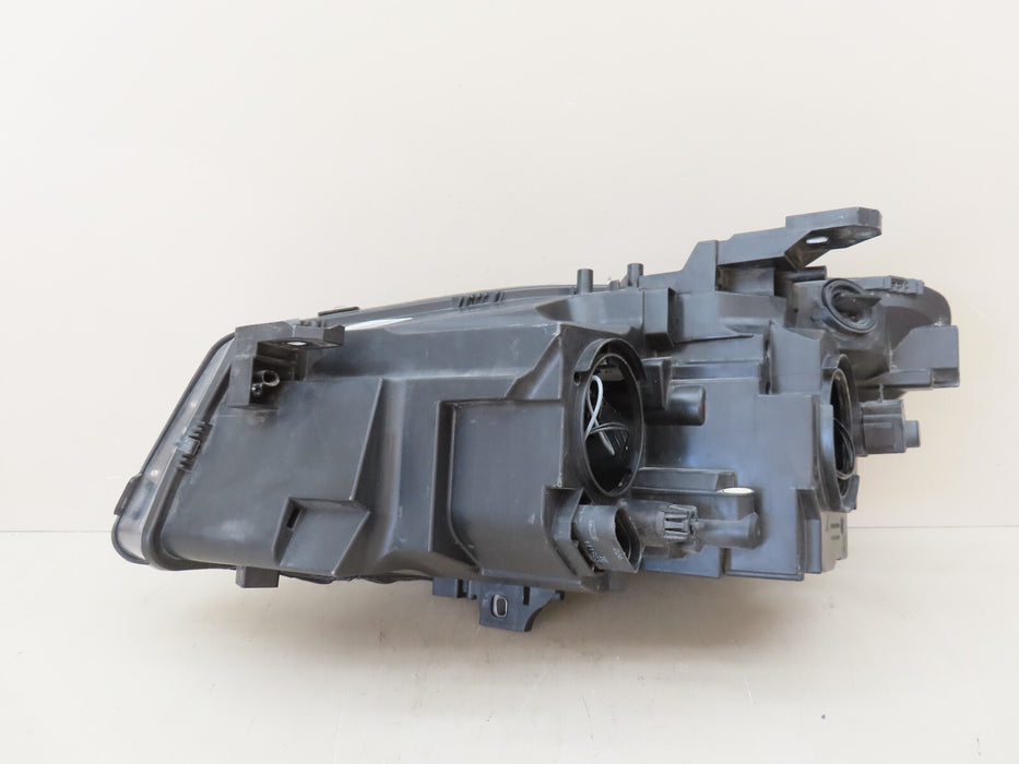 2014-2019 MERCEDES-BENZ CLA 250 FRONT RIGHT PASSENGER HEADLIGHT HALOGEN OEM