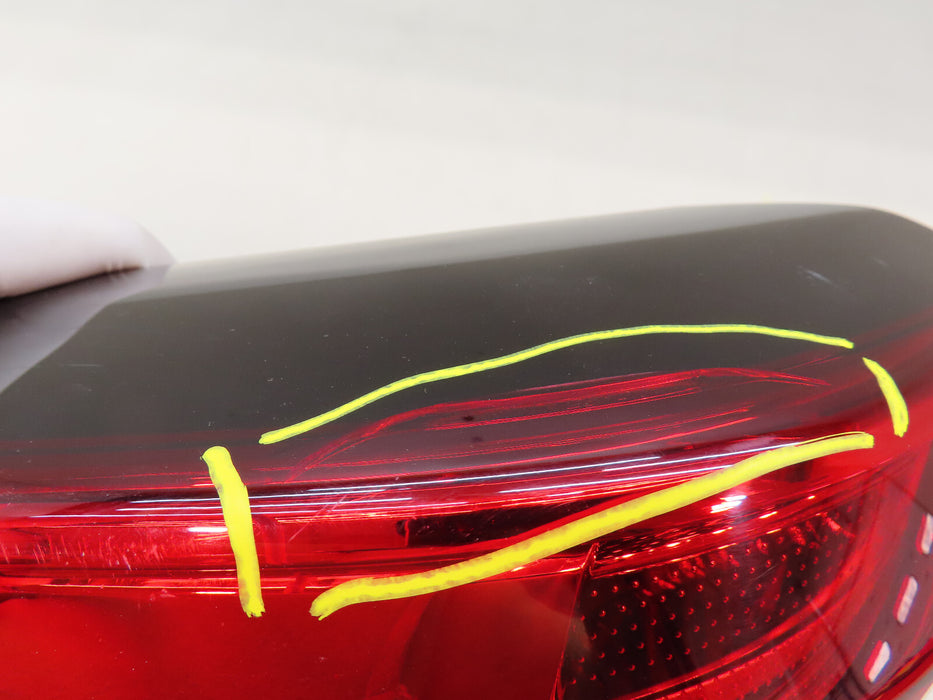 2020-2022 TOYOTA HIGHLANDER RIGHT DRIVER SIDE TAIL LIGHT LAMP LED OUTER OEM