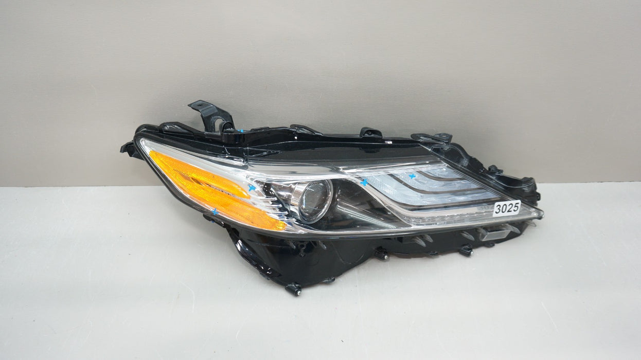 2018-2023 TOYOTA CAMRY FRONT RIGHT PASSENGER SIDE LED HEADLIGHT OEM