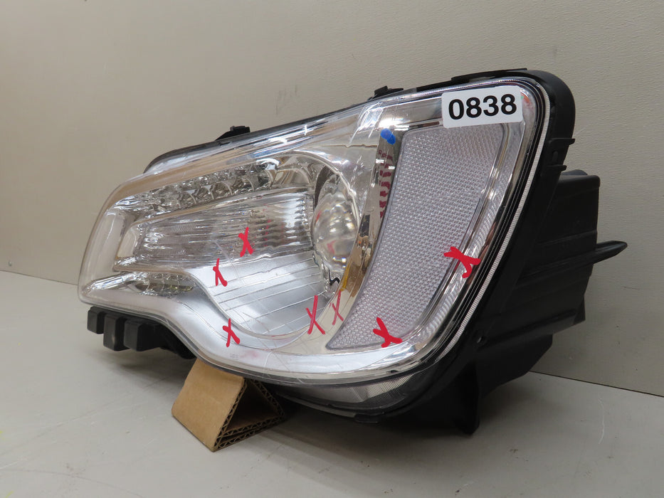 2017-2023 CHRYSLER 300 FRONT LEFT DRIVER HEADLIGHT HALOGEN OEM 68269811AA