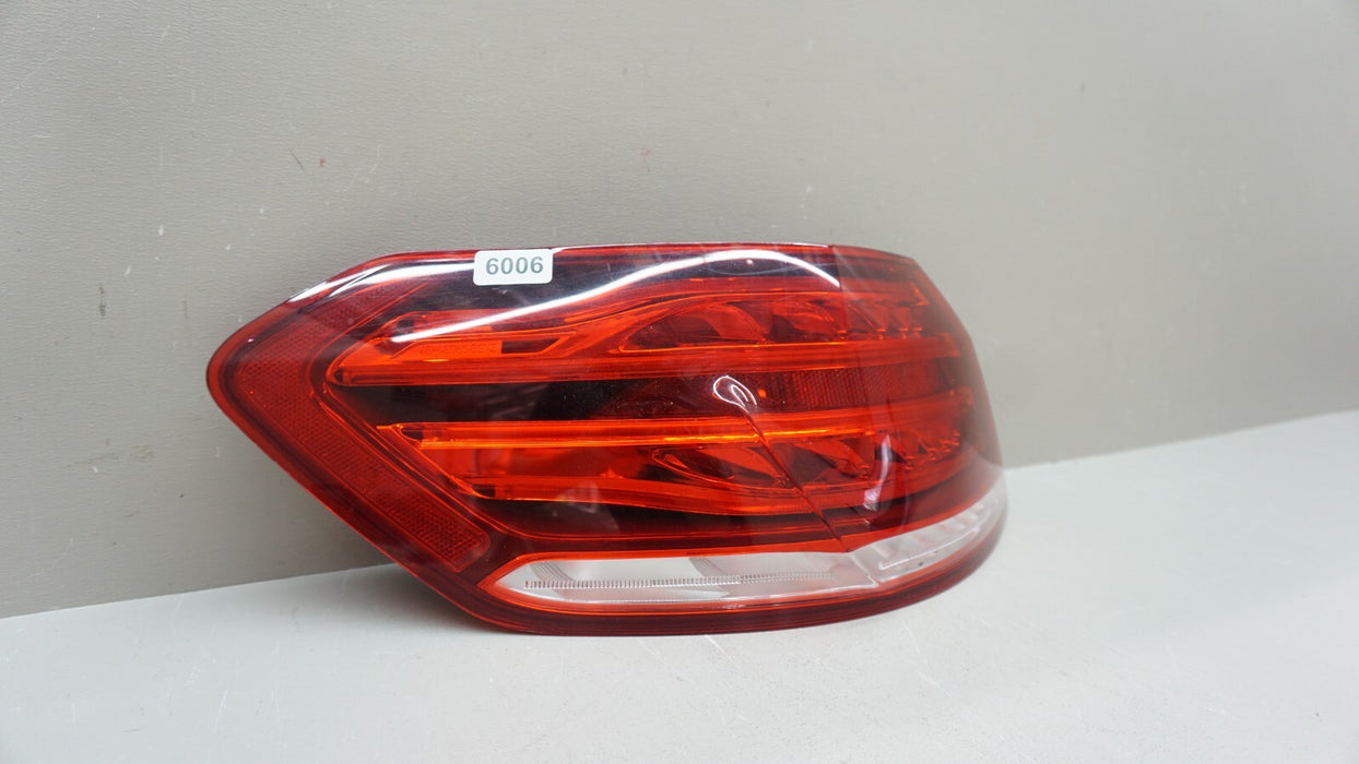 2014-2016 MERCEDES E CLASS REAR LH LEFT DRIVER SIDE TAIL LIGHT OEM A2129060757