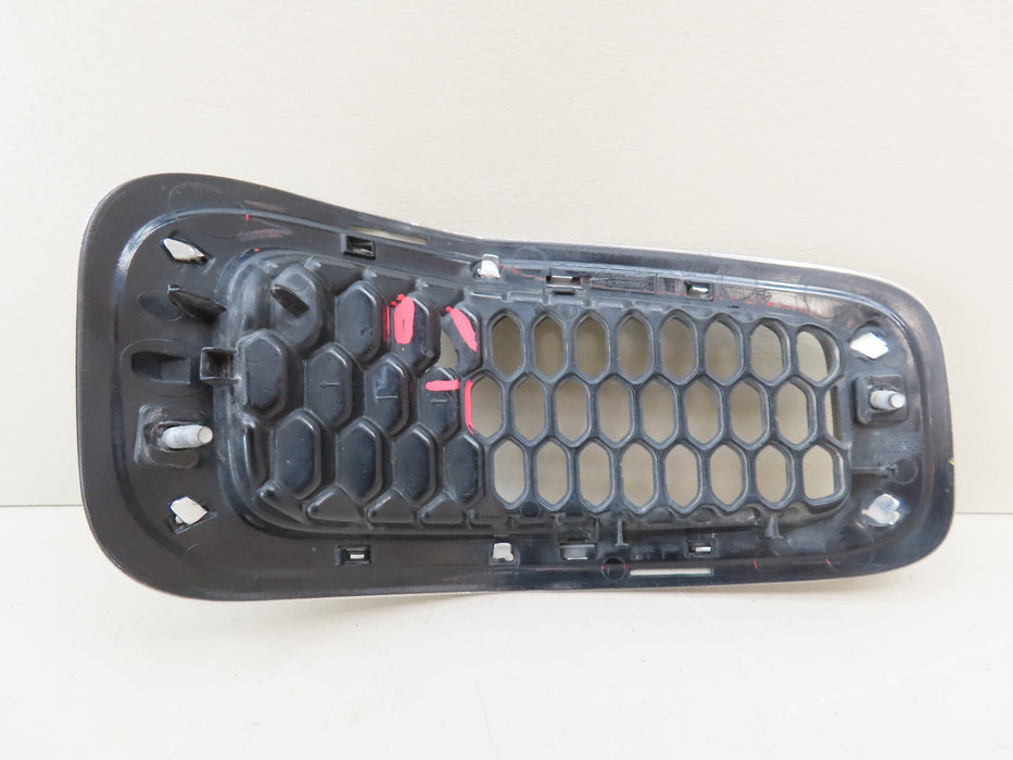 2014-2018 JEEP CHEROKEE FRONT RADIATOR GRILL GRILLE INSERT #1 OEM