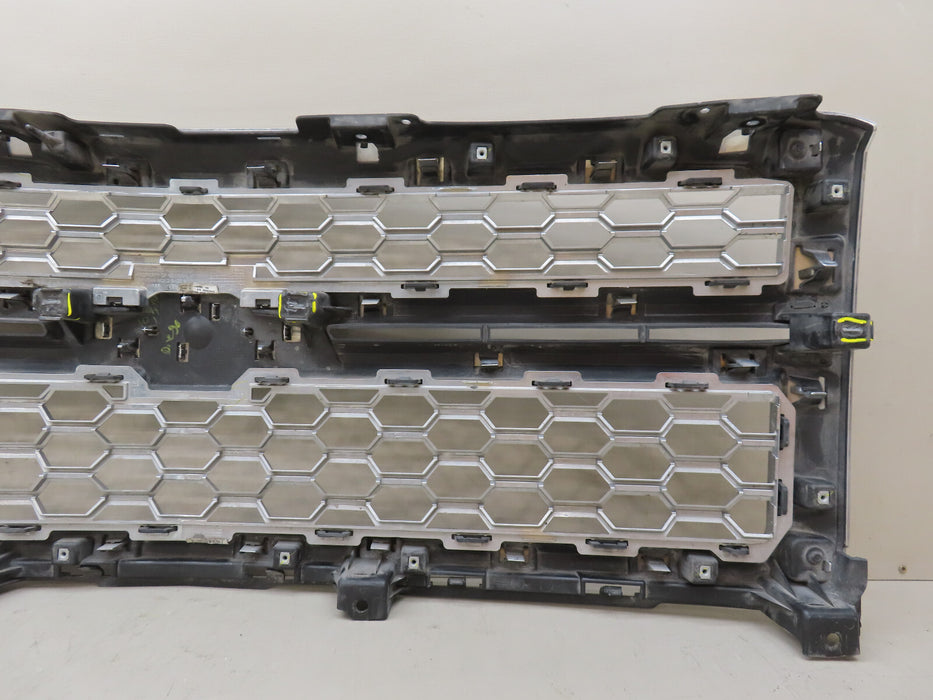 2014-2015 Chevrolet Silverado 1500 FRONT RADIATOR Grille GRILL OEM