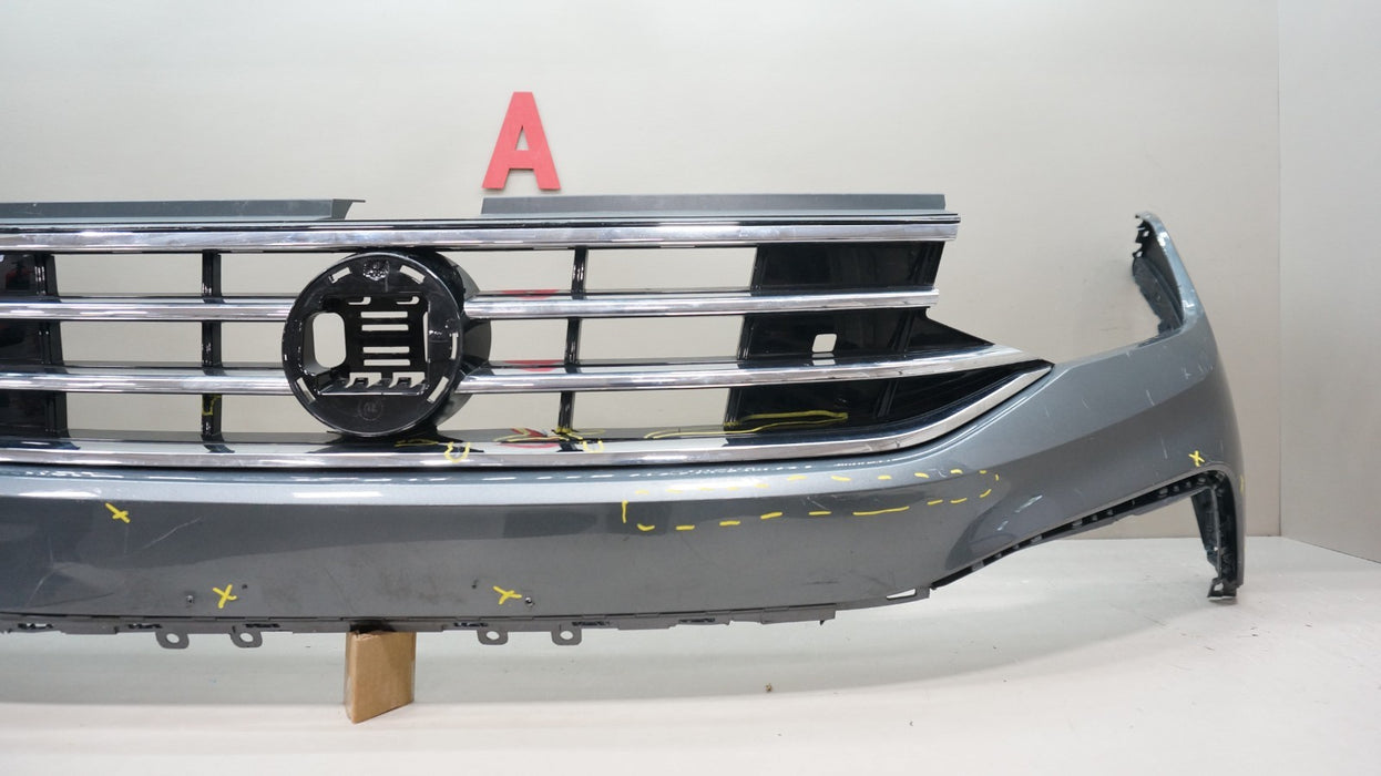 2022-2023 VOLKSAGEN TIGUAN FRONT BUMPER COVER WITH GRILLE OEM 5NN807221B