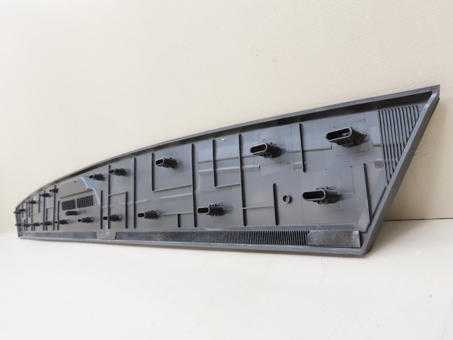 2020-2025 GM TAIL GATE UPPER PAD MOLDING  OEM