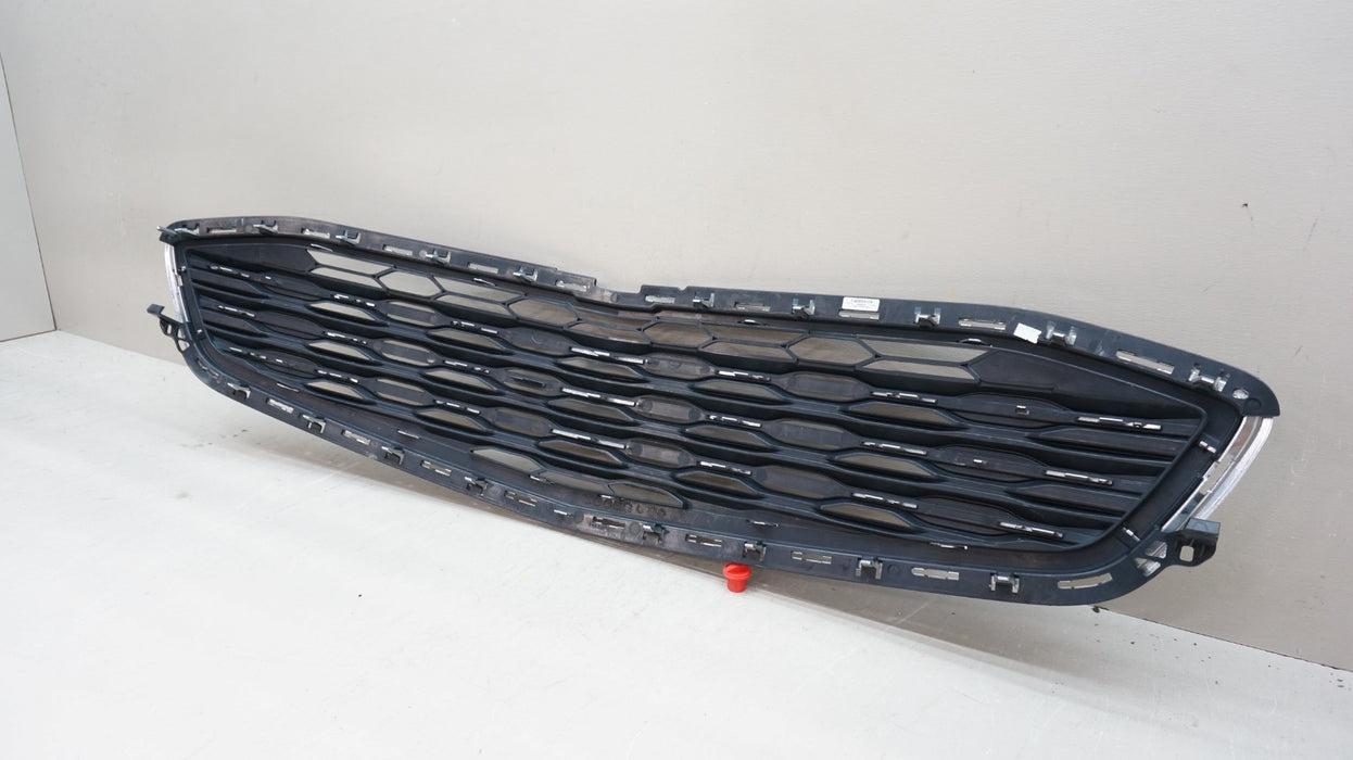 2016-2018 CHEVROLET CHEVY MALIBU FRONT RADIATOR GRILLE GRILL 84159846  OEM