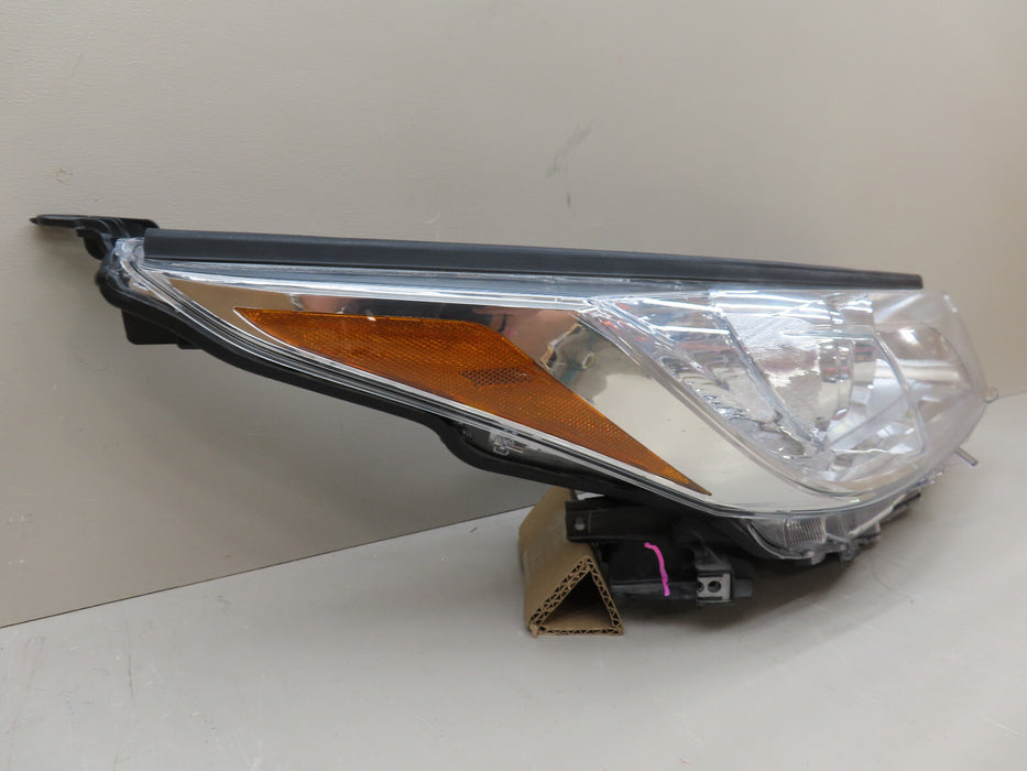 2017 2018 2019 TOYOTA HIGHLANDER FRONT RIGHT PASSENGER HEADLIGHT HALOGEN OEM